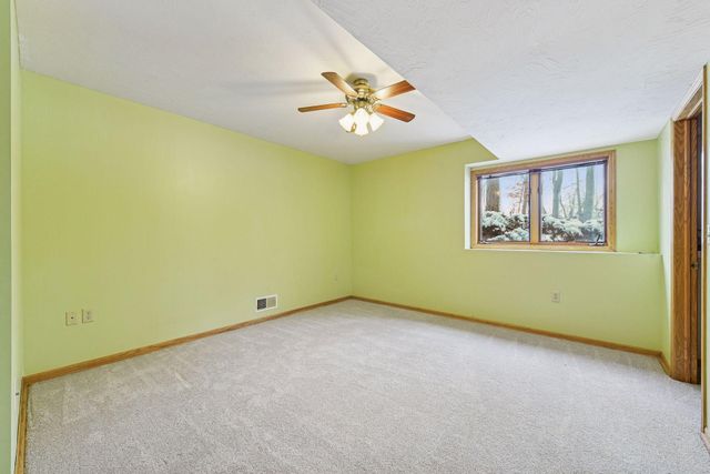 3180 W 180th Street, Jordan, MN 55352