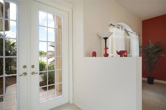 1725 SE 10th PL, Cape Coral, FL 33990