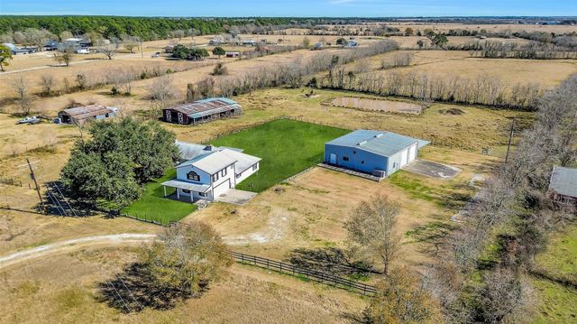 1902 Fm 563, Anahuac, TX 77514