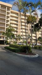2751 N Palm Aire Dr 502, Pompano Beach, FL 33069