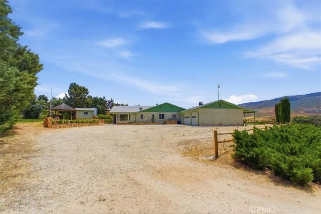 7331 W Avenue O8, Palmdale, CA 93551