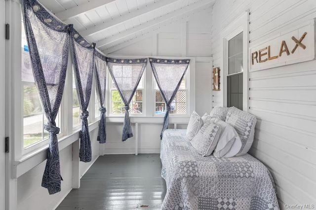 906 Evergreen Walk, Ocean Beach, NY 11770