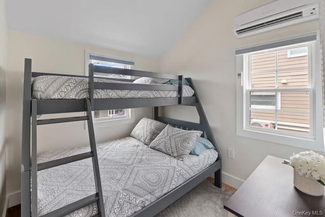 906 Evergreen Walk, Ocean Beach, NY 11770