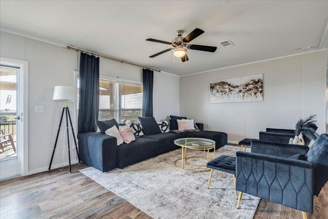 114 Gran Cielo, Elgin, TX 78621