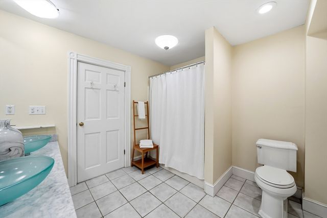 423 Washington St, Winchester, MA 01890
