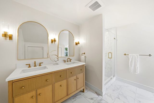 423 Washington St, Winchester, MA 01890