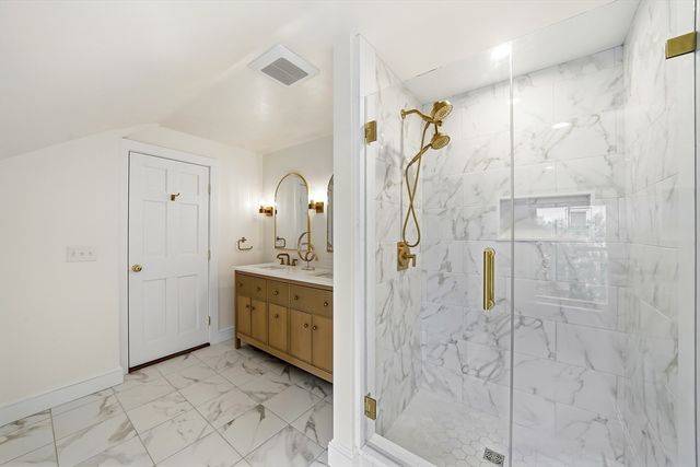 423 Washington St, Winchester, MA 01890