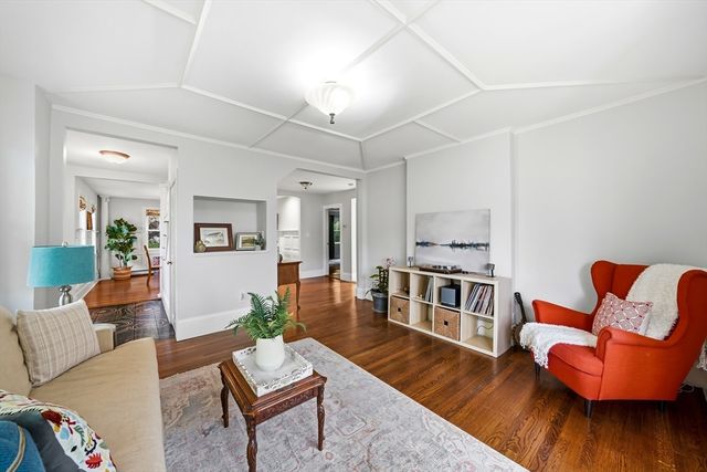 423 Washington St, Winchester, MA 01890