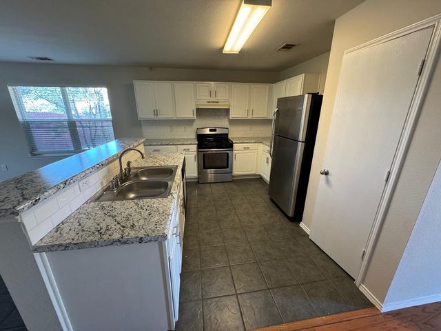 9205 Lenox Drive, Mckinney, TX 75071