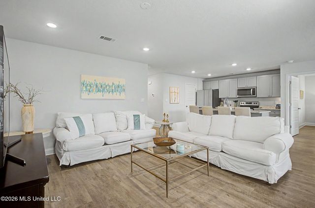10119 Woodbury Drive, Gulfport, MS 39503