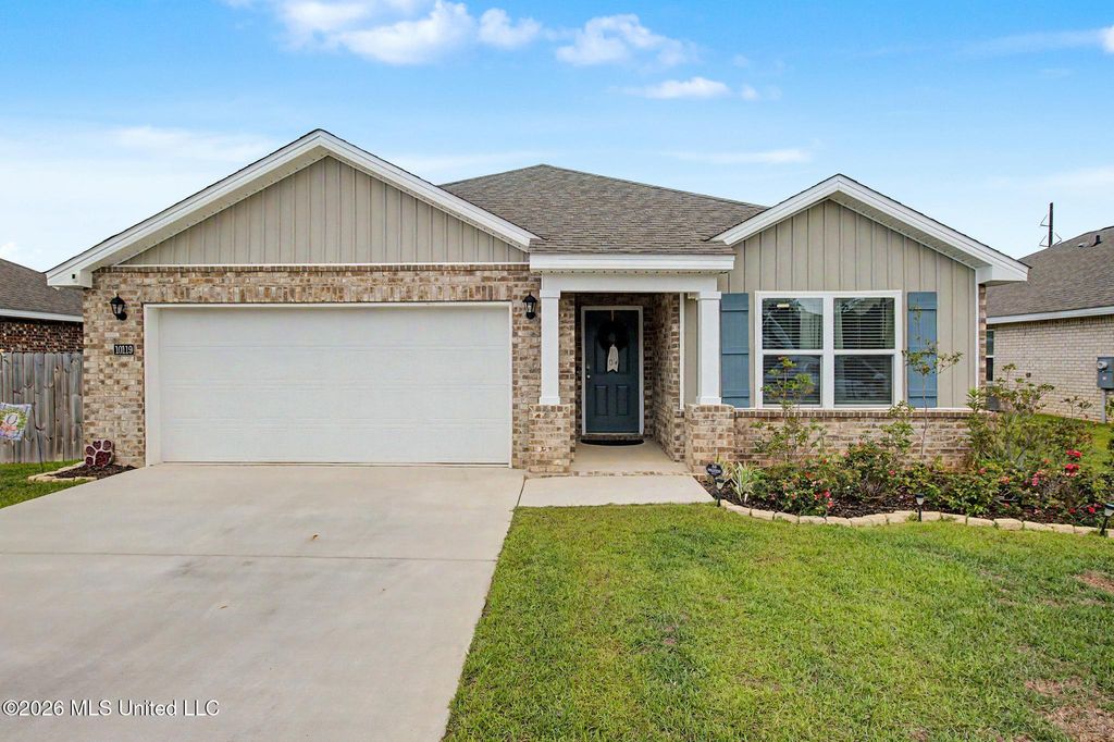 10119 Woodbury Drive, Gulfport, MS 39503