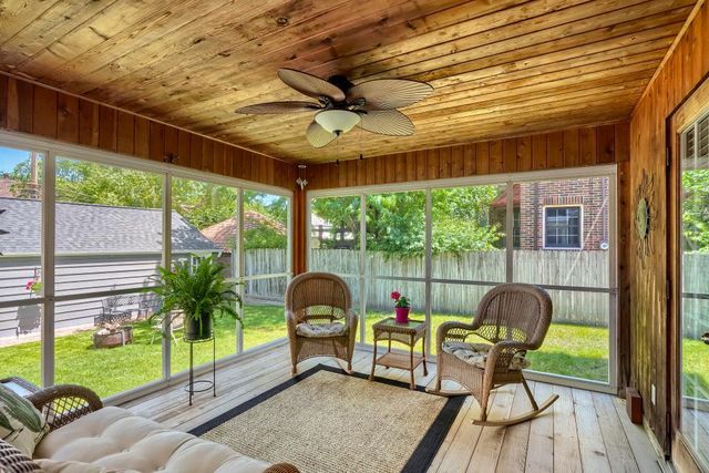 1855 Pinehurst Avenue, Saint Paul, MN 55116
