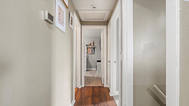 805 Crescent Dr, Grandview, WA 98930