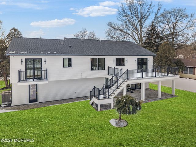 9 Fairview Road, Marlboro, NJ 07746