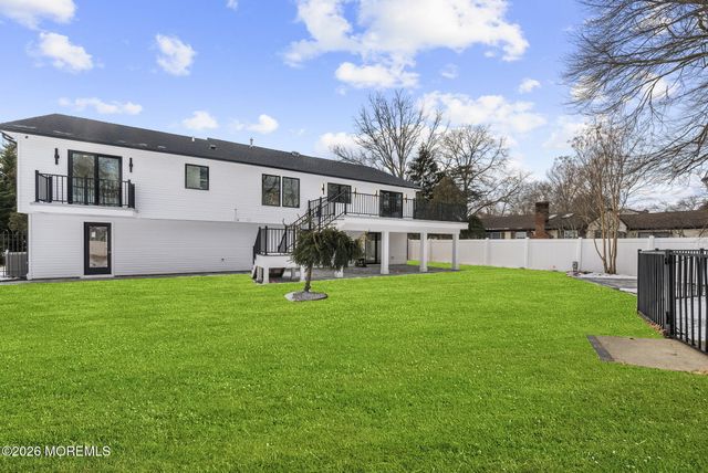 9 Fairview Road, Marlboro, NJ 07746