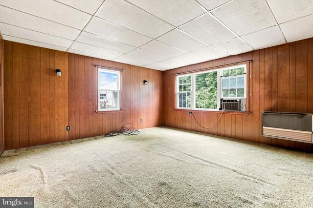 233 ARLINGHAM RD, Flourtown, PA 19031