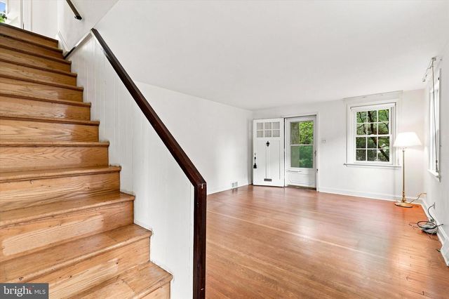 233 ARLINGHAM RD, Flourtown, PA 19031
