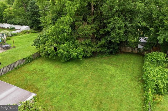 233 ARLINGHAM RD, Flourtown, PA 19031