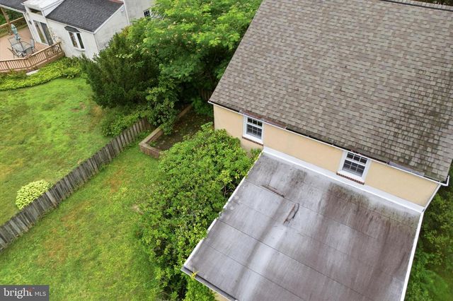 233 ARLINGHAM RD, Flourtown, PA 19031