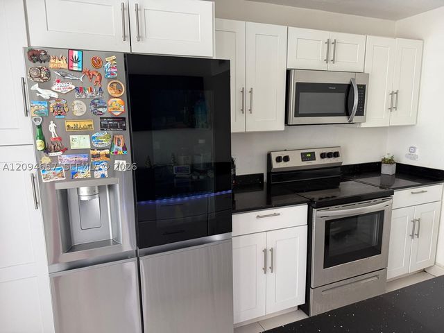 13966 SW 258th Way, Homestead, FL 33032