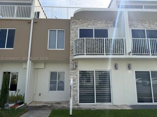 13966 SW 258th Way, Homestead, FL 33032