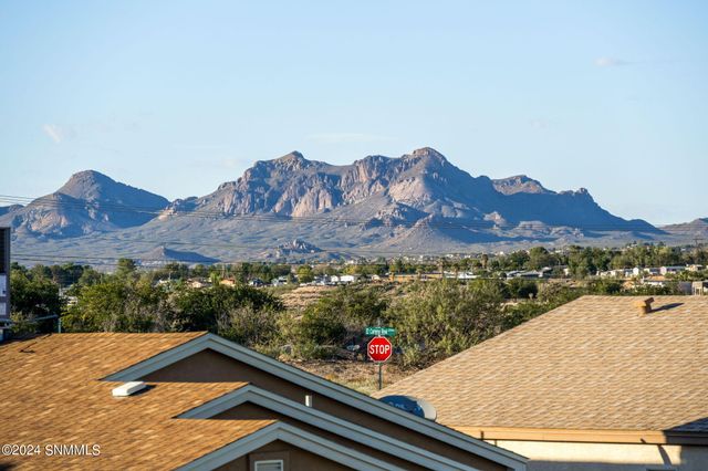 1055 Chitamacha Road, Las Cruces, NM 88007
