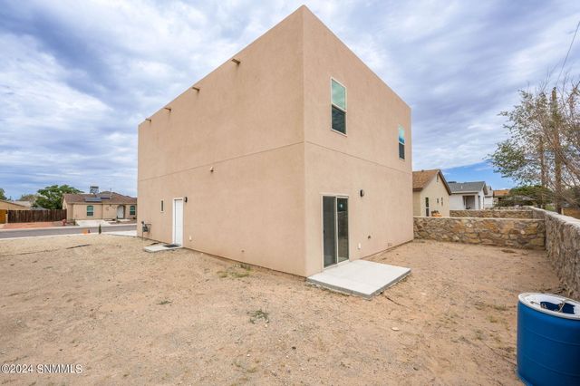 1055 Chitamacha Road, Las Cruces, NM 88007