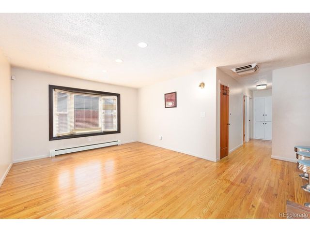 557 Rose Dr, Colorado Springs, CO 80911