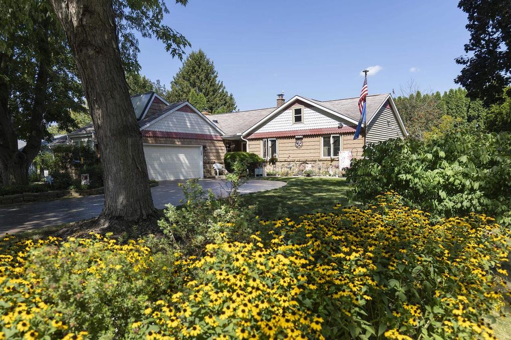 1018 Monroe Street, Fort Atkinson, WI 53538