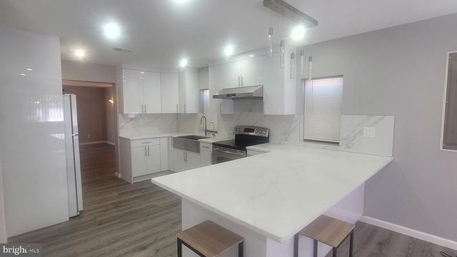 4705 OAK AVE, Feasterville Trevose, PA 19053