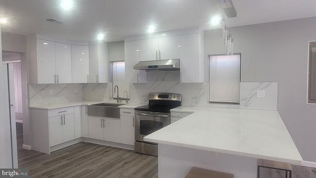 4705 OAK AVE, Feasterville Trevose, PA 19053