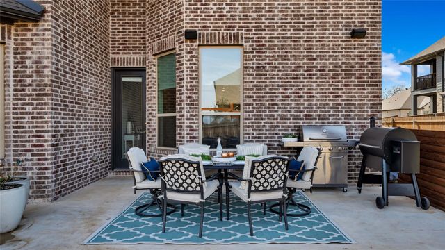 1017 Wrenwood Drive, Justin, TX 76247