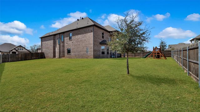 1017 Wrenwood Drive, Justin, TX 76247