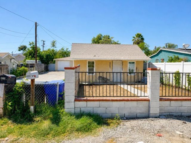 4057 Fort, Riverside, CA 92509