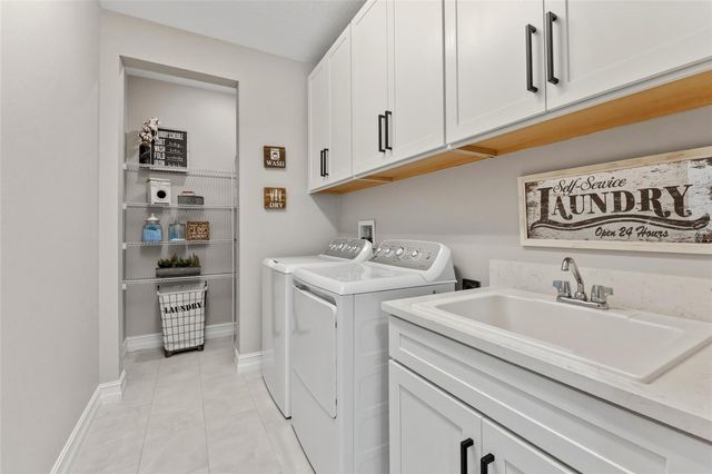 29818 PICANA LANE, Wesley Chapel, FL 33543