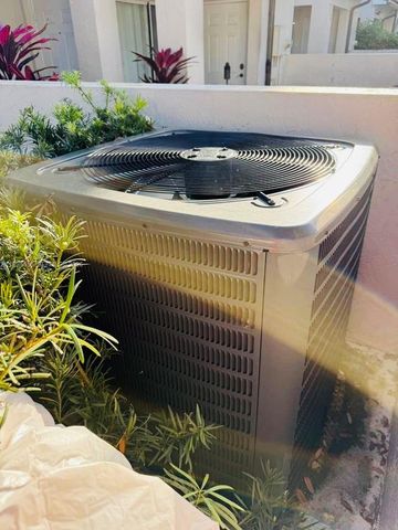 3624 NW 29th Pl, Lauderdale Lakes, FL 33311