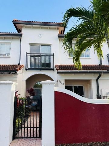 3624 NW 29th Pl, Lauderdale Lakes, FL 33311