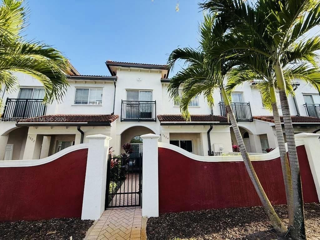 3624 NW 29th Pl, Lauderdale Lakes, FL 33311