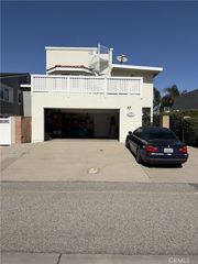5201 Wavecrest Way, Oxnard, CA 93035
