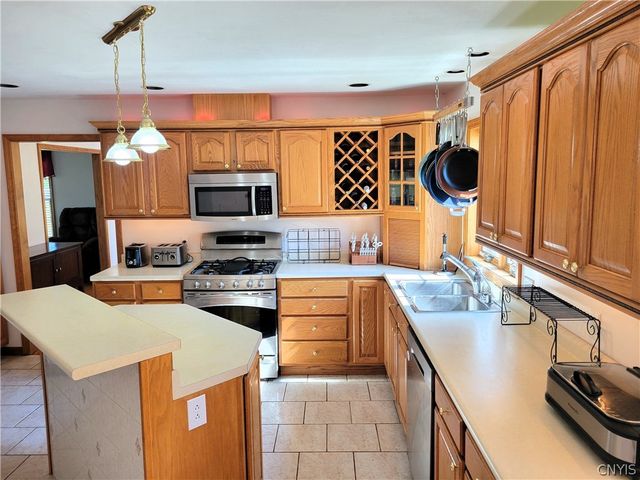 6585 Butera Drive, Sennett, NY 13021