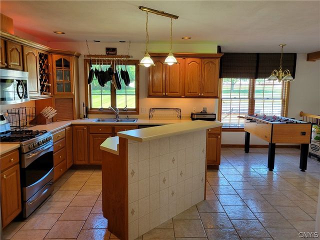 6585 Butera Drive, Sennett, NY 13021
