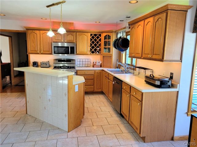 6585 Butera Drive, Sennett, NY 13021