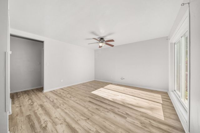 2011 219th Street, Sauk Village, IL 60411