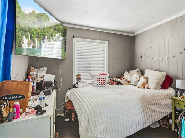 1218 N Hollywood Way, Burbank, CA 91505