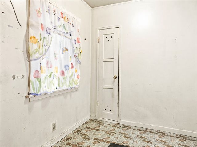 1218 N Hollywood Way, Burbank, CA 91505