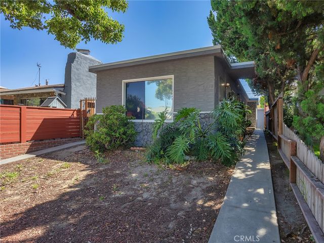 1218 N Hollywood Way, Burbank, CA 91505