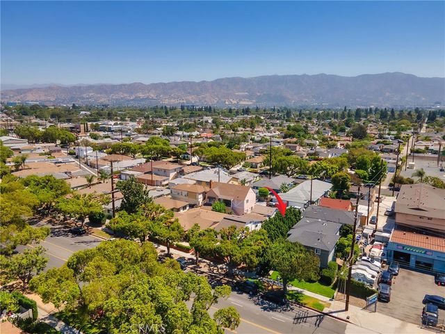 1218 N Hollywood Way, Burbank, CA 91505