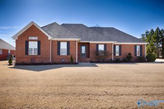 17916 Remington Drive, Athens, AL 35611
