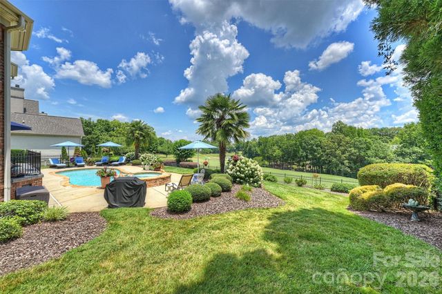 14747 Rudolph Dadey Drive, Charlotte, NC 28277