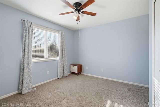 9211 Meadow Ridge, Grand Blanc Charter Township, MI 48439